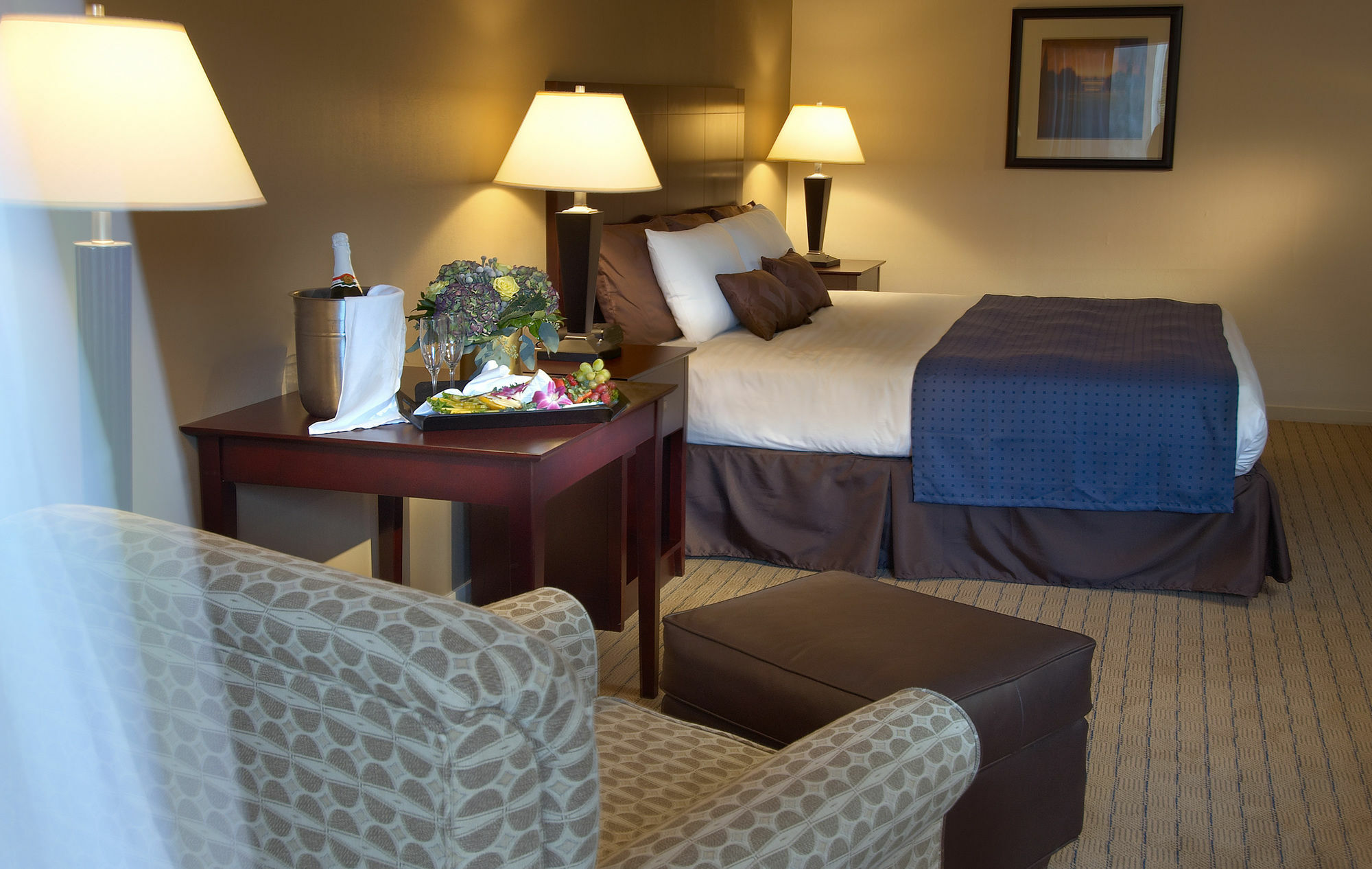 Nichols Village Hotel And Spa Clarks Summit Exterior foto